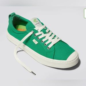 Cariuma‎ OCA Low Green Canvas Sneaker